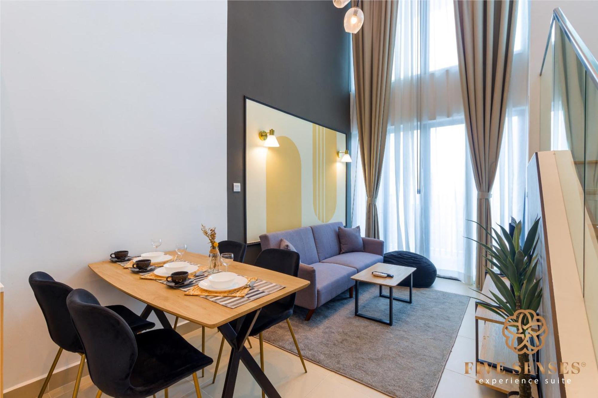 The Colony & The Luxe, By Canopy Lives Apartment