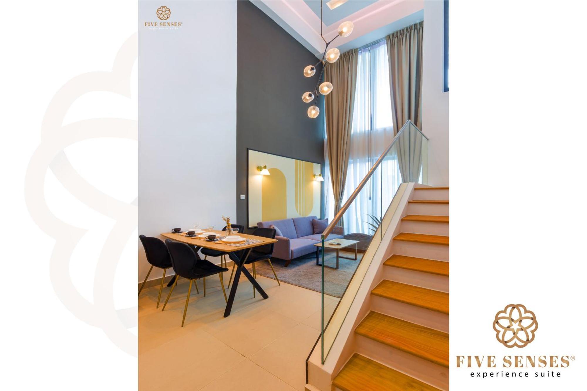 The Colony & The Luxe, By Canopy Lives Apartment